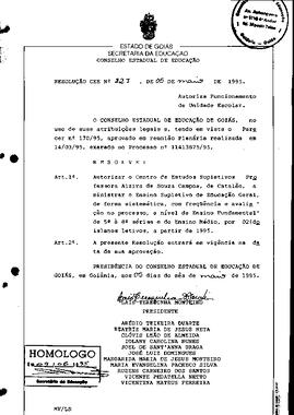 Resolução n. 227 de 05 de maio de 1995 : Autoriza Funcionamento de Unidade Escolar Centro de Estu...